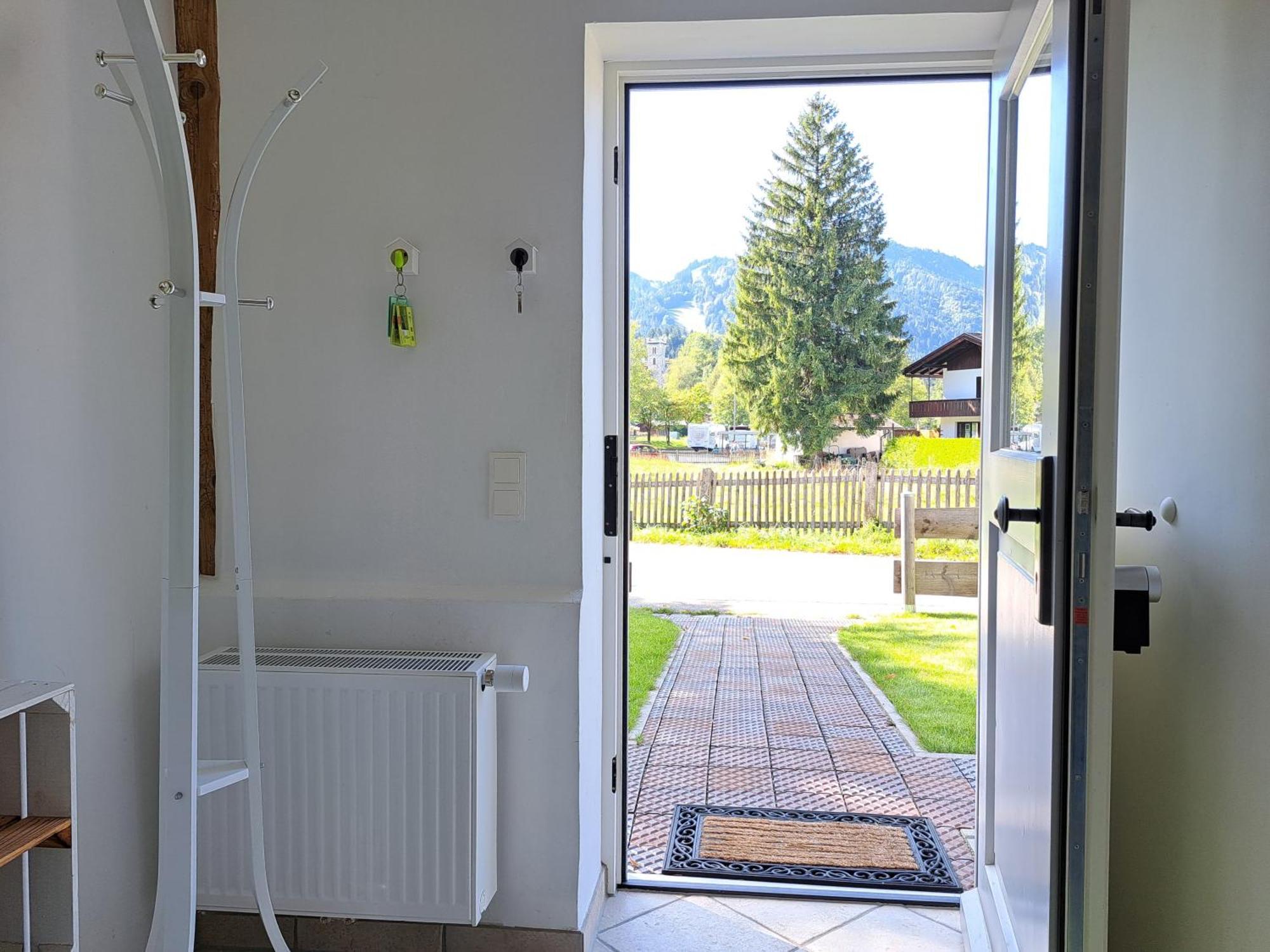 Neu! Ferienwohnungen Im Lueftlmalereck, Hennalahaus Oberammergau Zewnętrze zdjęcie